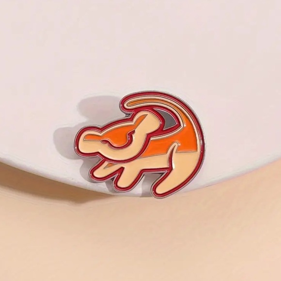 Simba Pin - Picture 3 of 5